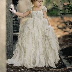 RARE Dollcake Original Frothy off- white Ivory 2T NWOT!